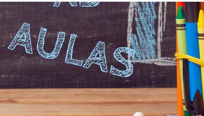 Preços de materiais escolares têm variações de mais de 600% em sites